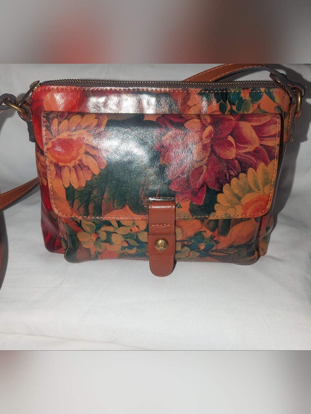 Patricia Nash Carmeline  Spring Multi Floral Leather Crossbody Bag.